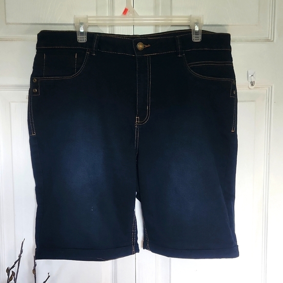 My Style Womens Plus Size Stretchy Denim  Shorts - Size 16 - Picture 1 of 11
